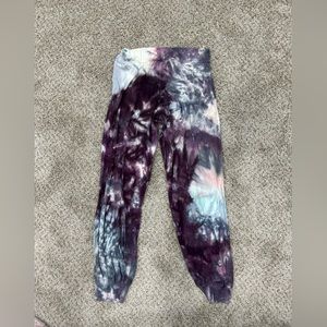 Brightly twisted joggers